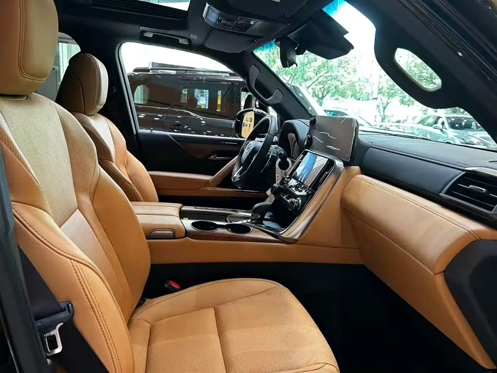 2026 Lexus LX