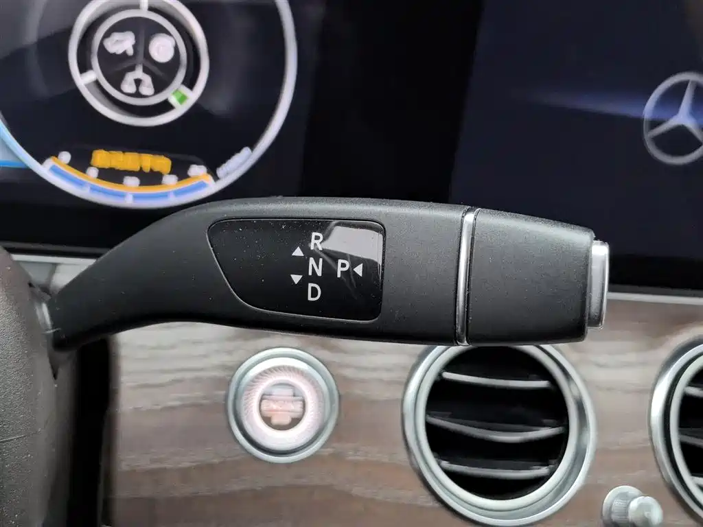 Mercedes-Benz E-Class 2020 Facelift E 260 L фото 13