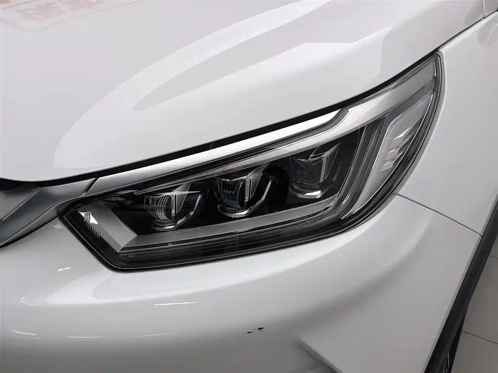 BYD Yuan Pro 2021 401KM Luxury Model фото 7