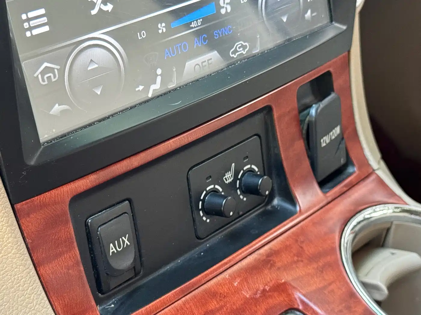 Photo 12 - Toyota Highlander