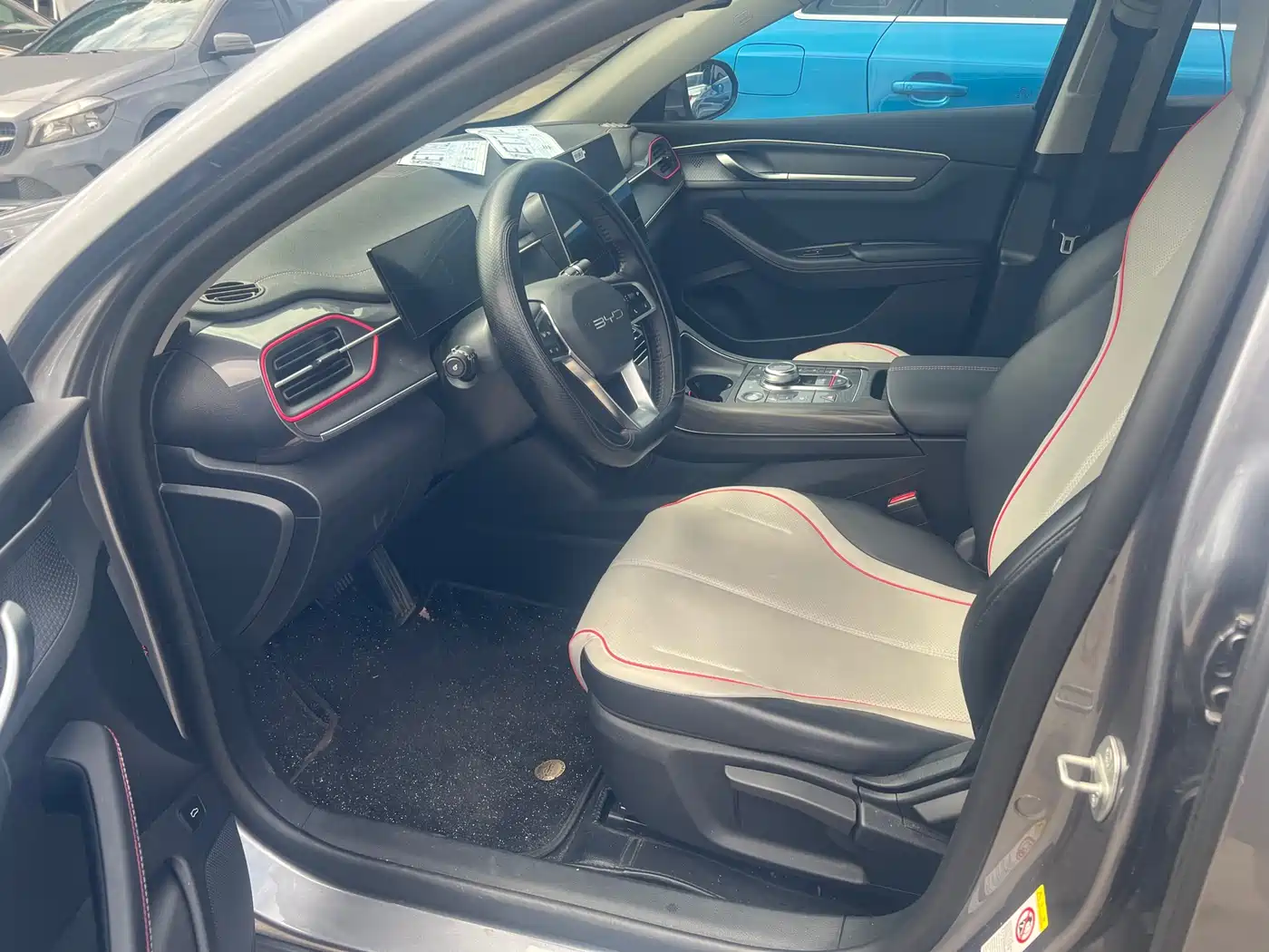 BYD Destroyer 05 2023 Champion Edition DM-i 55KM Luxury фото 5