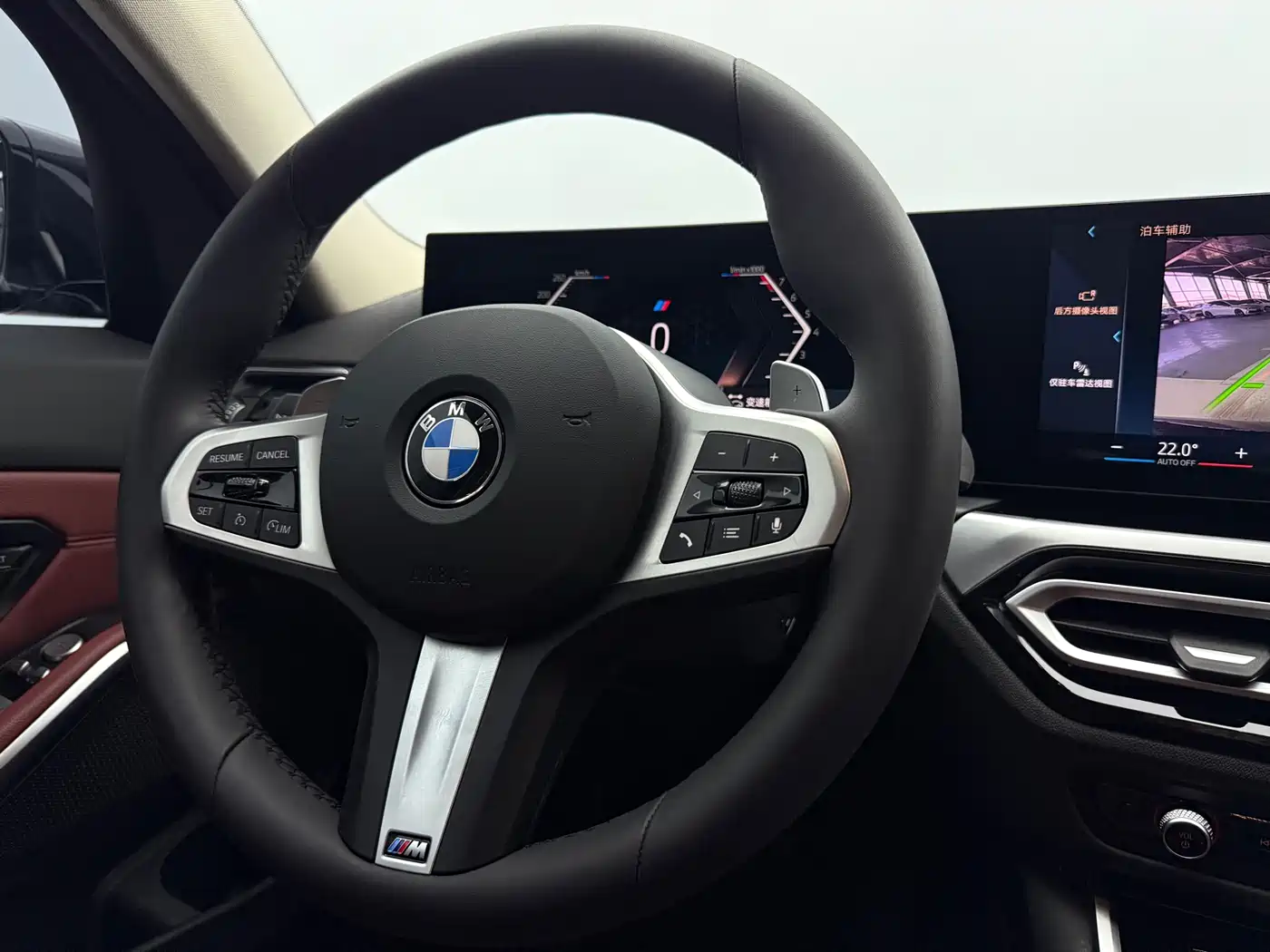 BMW 3 Series 2023 320Li M Sport Package фото 12