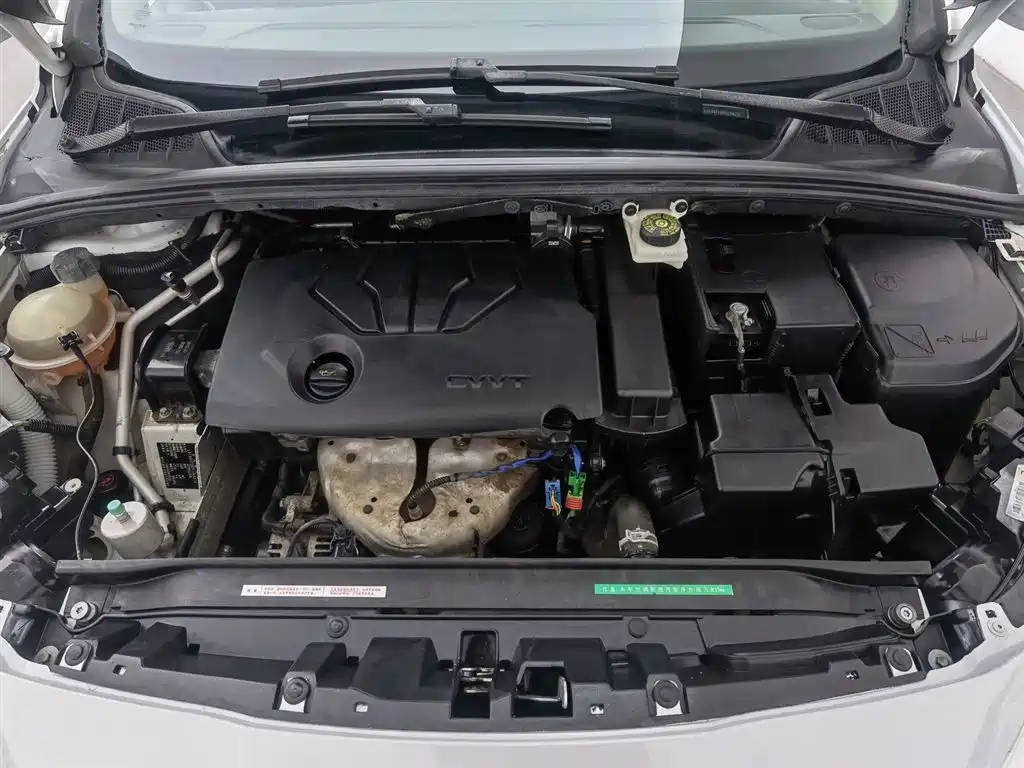 Peugeot 308 2014 Model Joy Edition Classic 1.6L Manual Superior Style фото 6