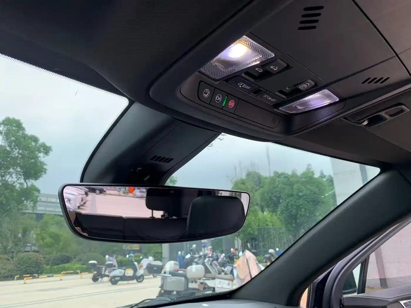 Cadillac XT5 2020 28T Luxury Model фото 23