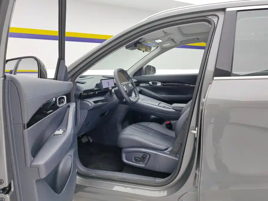 Фото 8 - Geely Galaxy Galaxy E5