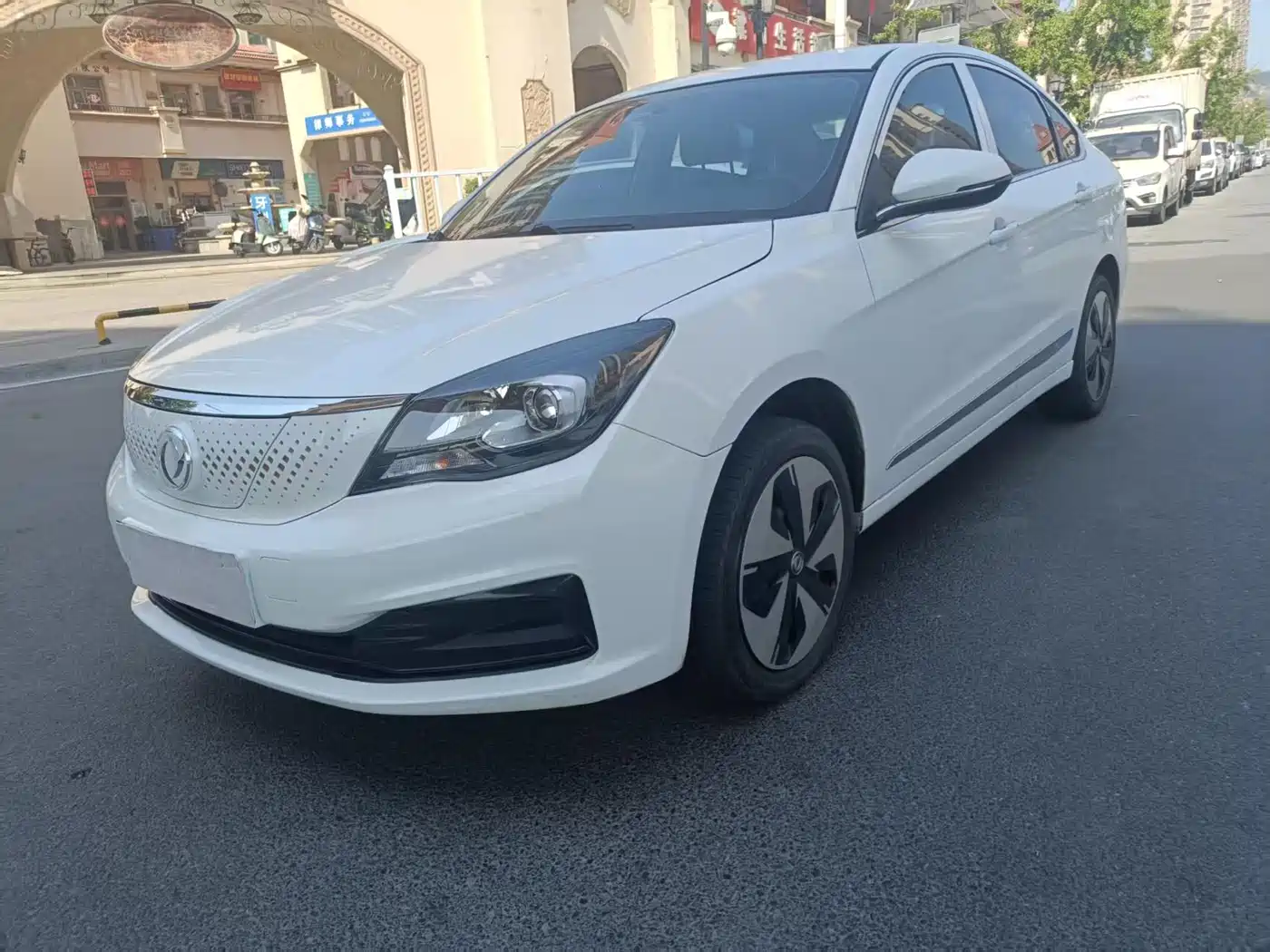 Dongfeng Aeolus Dongfeng Fengshen E70 2022 500 PLUS Ultra Edition