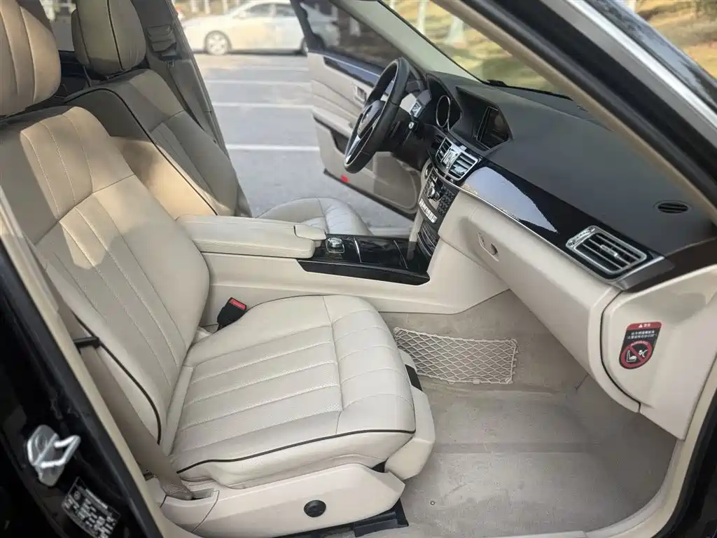 Mercedes-Benz E-Class 2015 E 260 L Sport фото 16