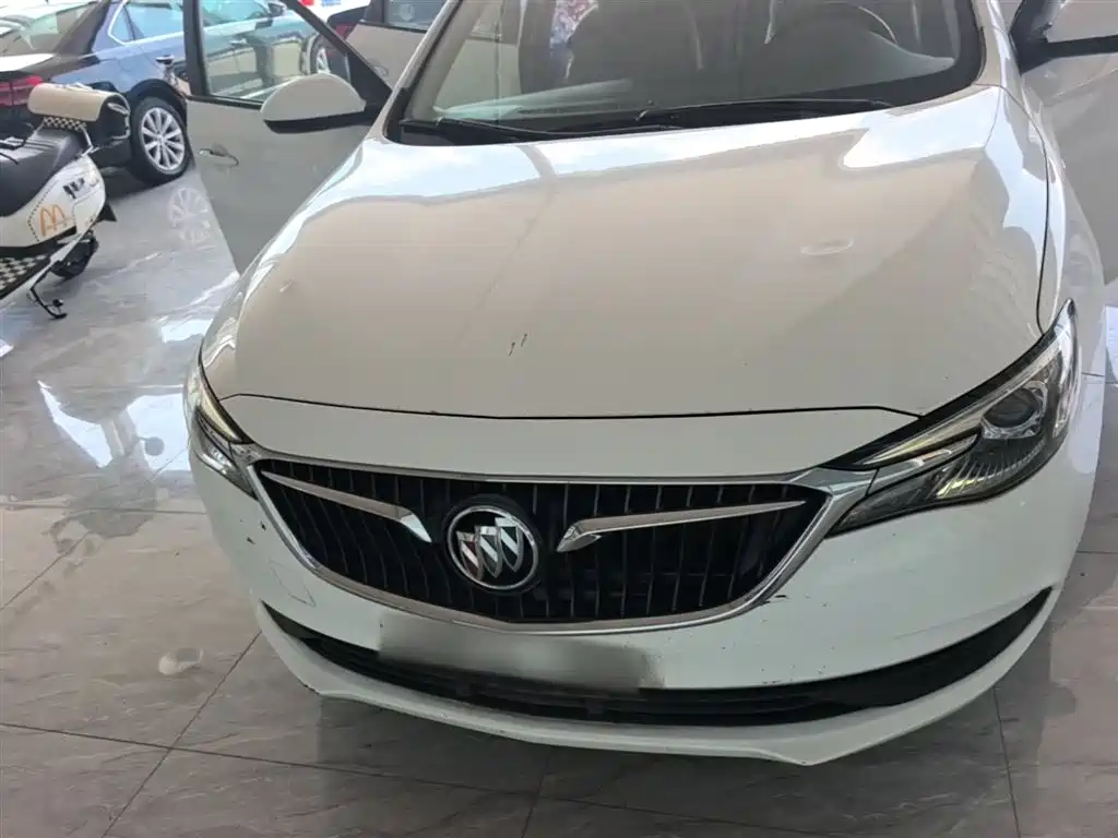 Buick Excelle 2019 15T Manual Elite Type China VI фото 3