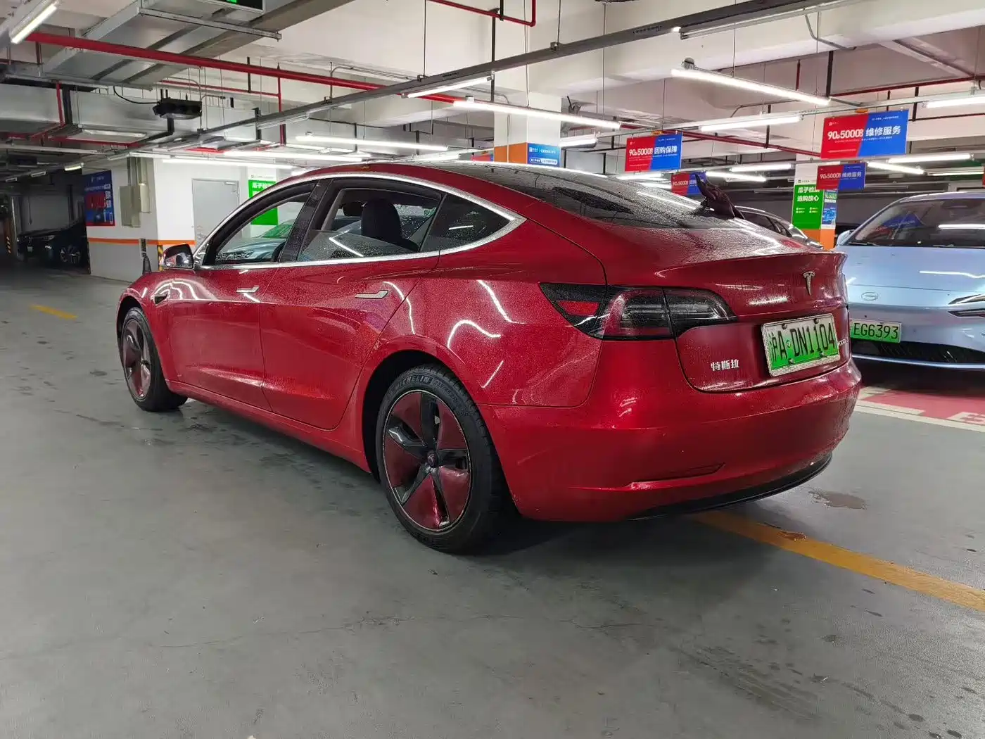 TESLA MODEL 3