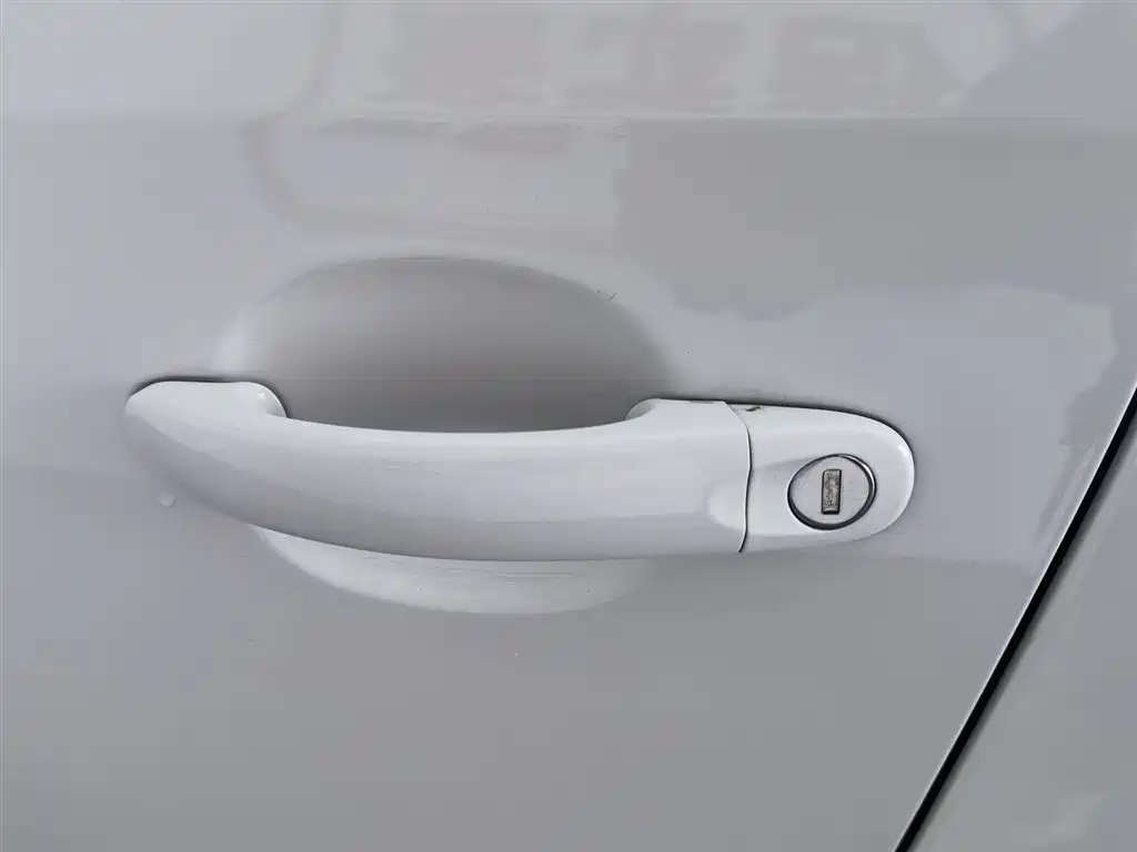 Volkswagen Sagitar 2011 1.4TSI Automatic Technology фото 18
