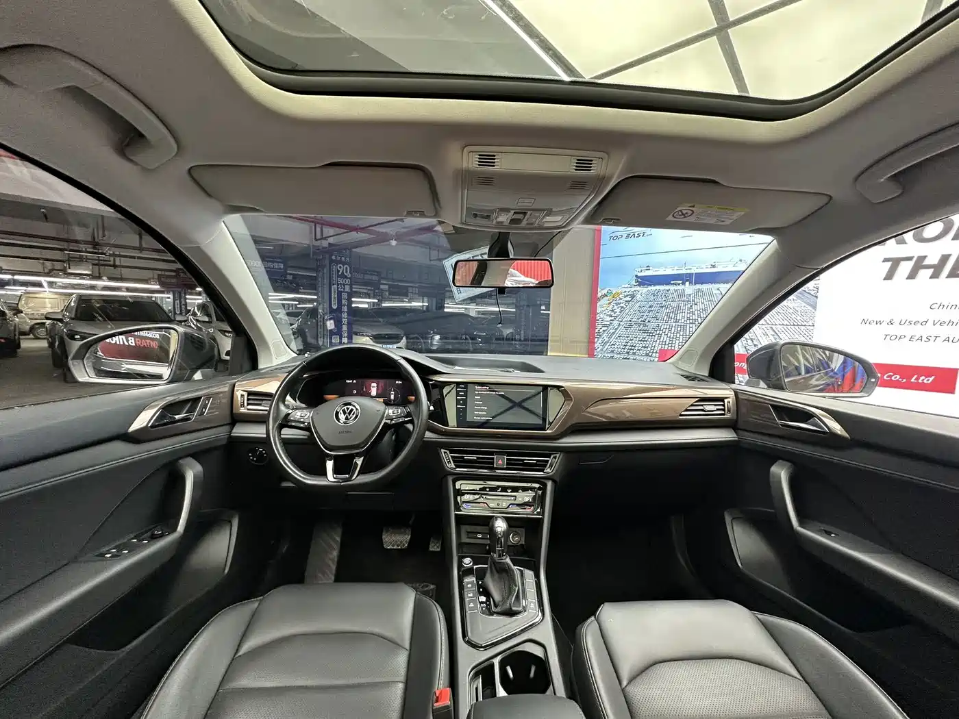 Volkswagen Tharu 2021 280TSI 2WD Luxury Plus фото 17