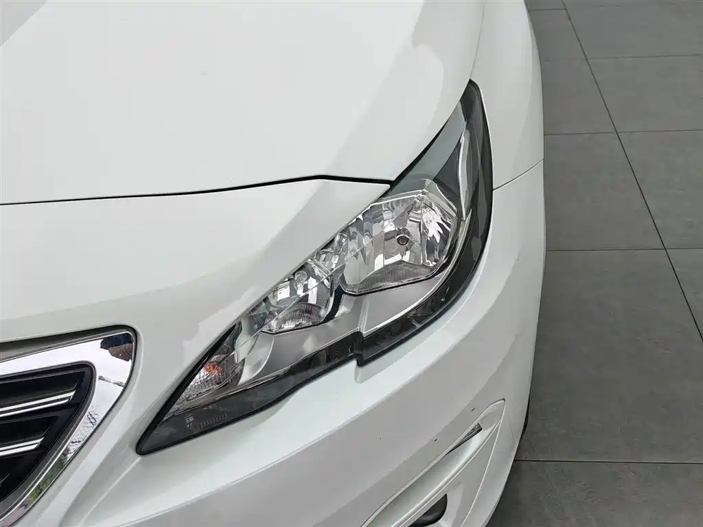 Peugeot 408 2018 Facelift 350THP Automatic Luxury фото 7