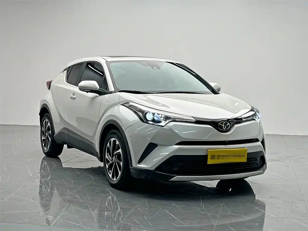 Toyota IZOA 2020 2.0L Yi Xiang Edition фото 8
