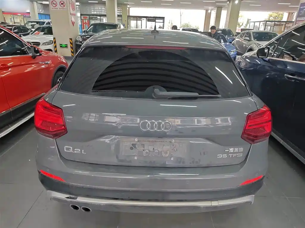 Audi Q2L 2018 35 TFSI Launch Exclusive Edition China VI фото 6