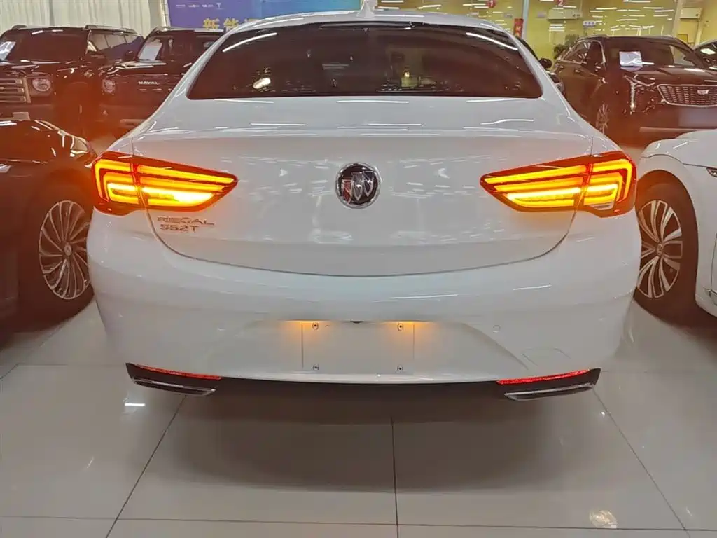 Buick Regal 2020 552T Elite фото 6