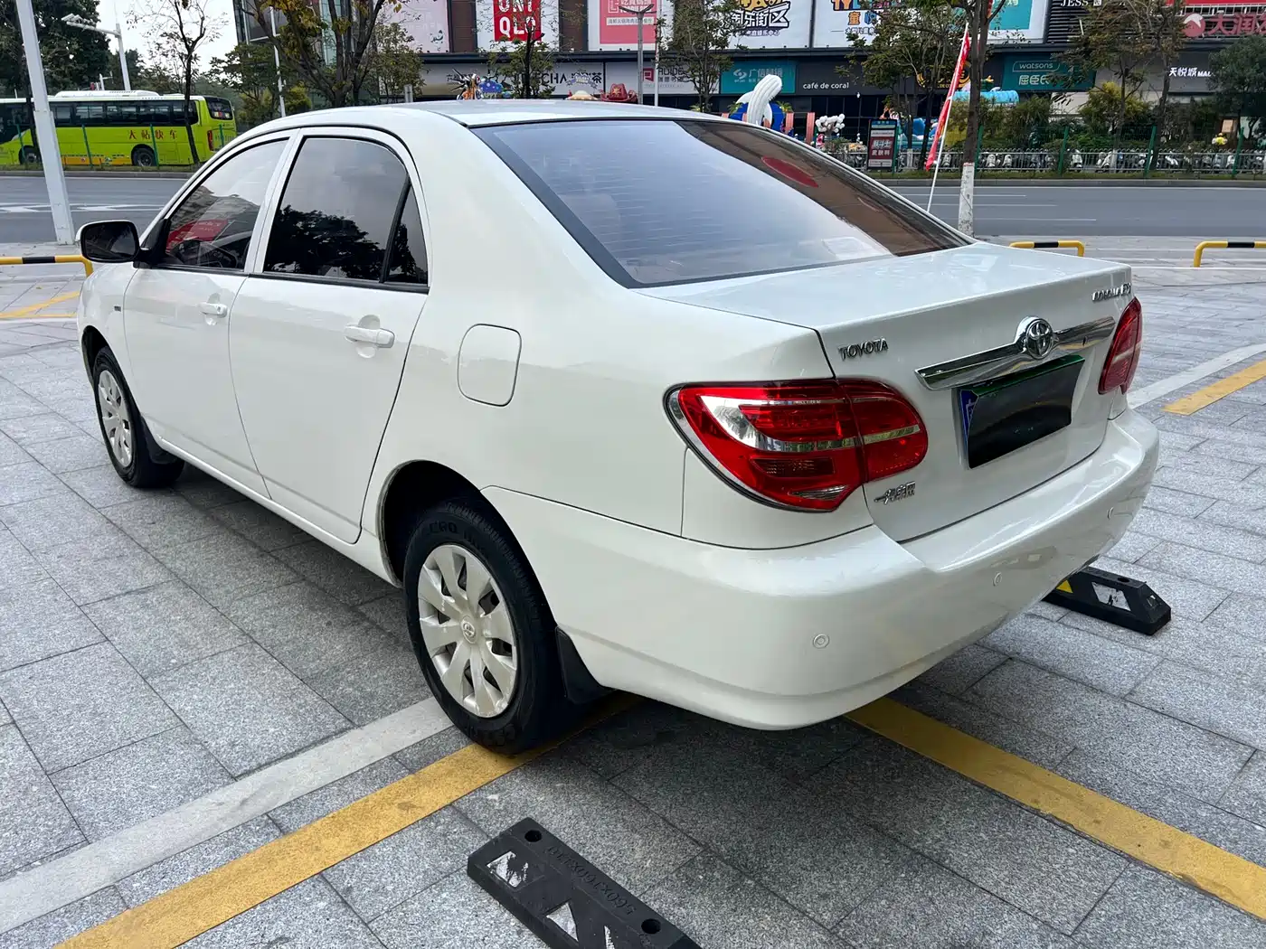Toyota Corolla 2013 1.6L Automatic Excellence Edition фото 6