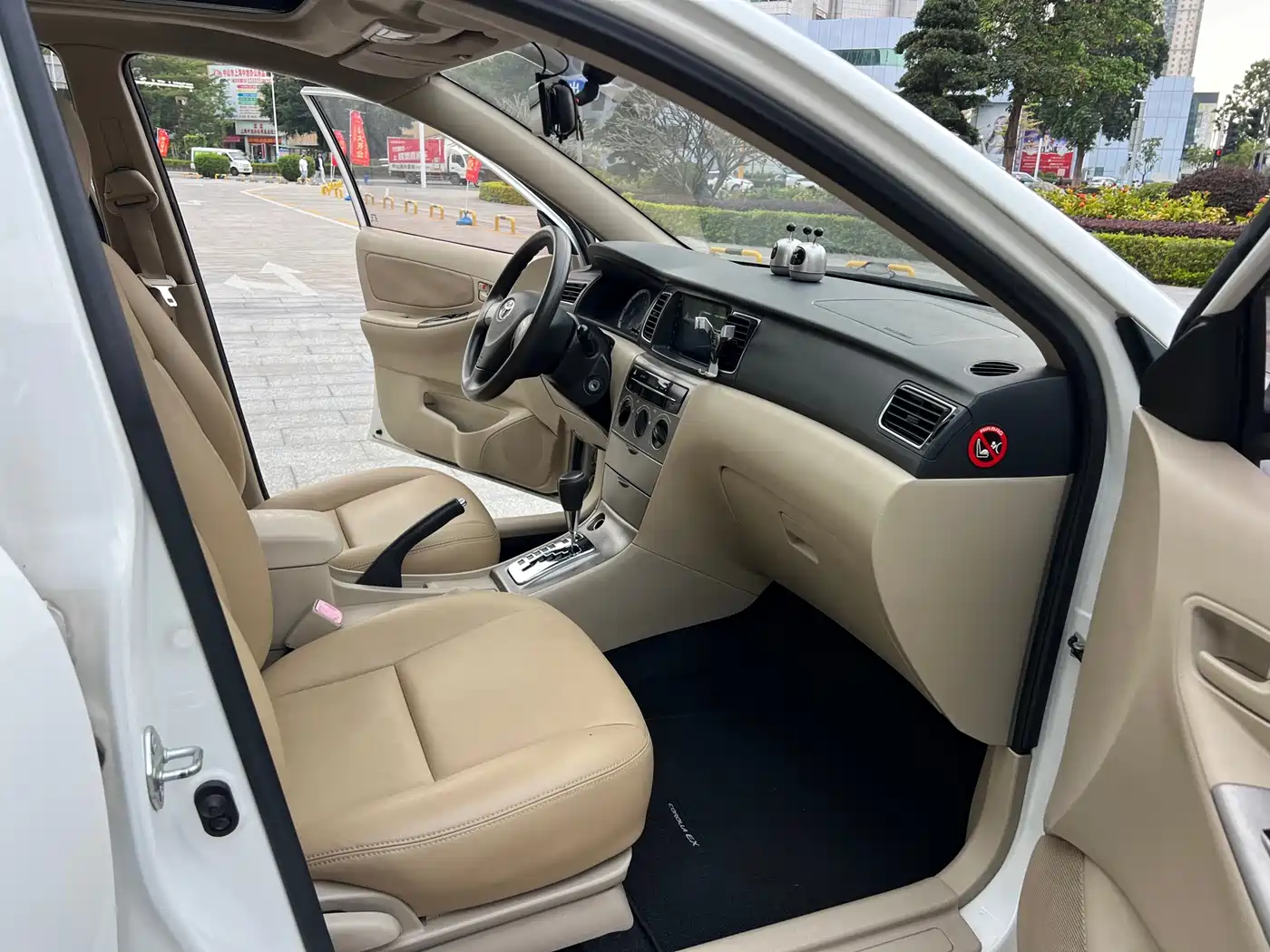 Toyota Corolla 2013 1.6L Automatic Excellence Edition фото 11