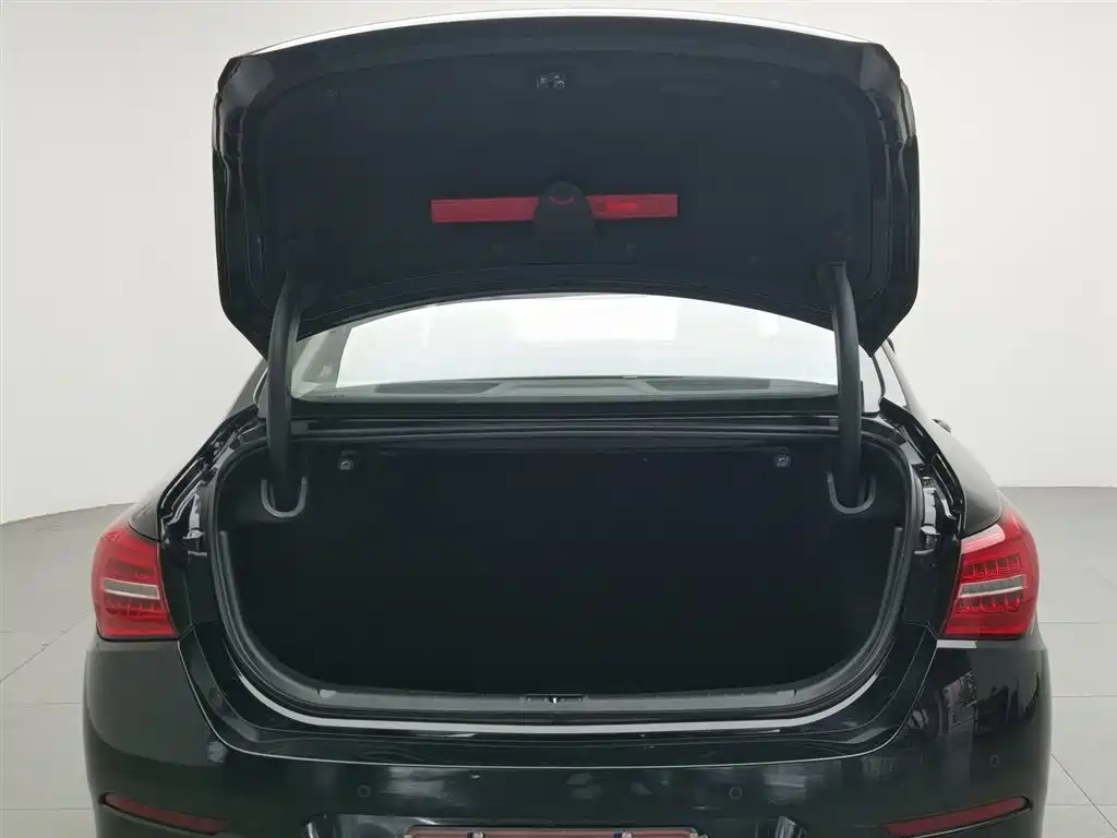 Hongqi H5 2019 30TD Agile Edition фото 16