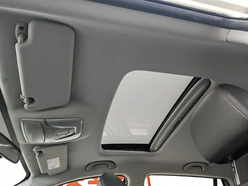 GAC Trumpchi Trumpchi GS4 2017 235T G-DCT 2WD Elite фото 14