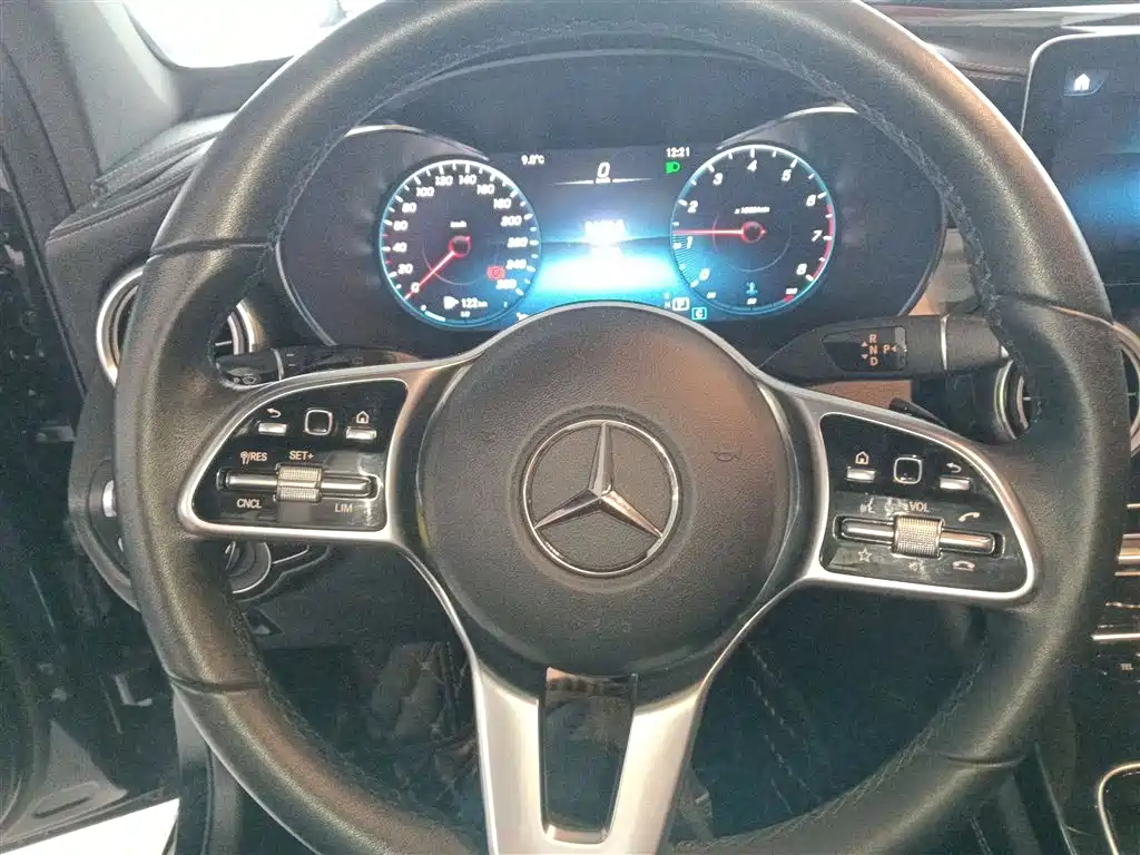 Mercedes-Benz GLC 2020 Facelift GLC 260 L 4MATIC Dynamic фото 11