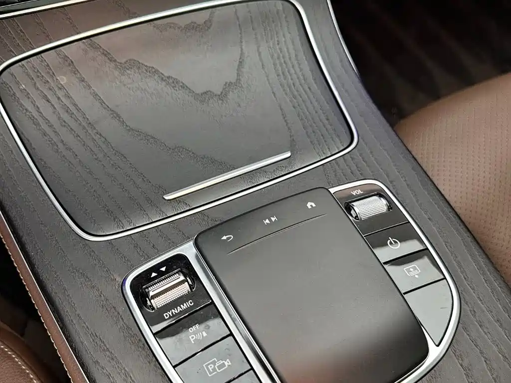 Mercedes-Benz E-Class 2022 E 300 L Sport Luxury фото 16