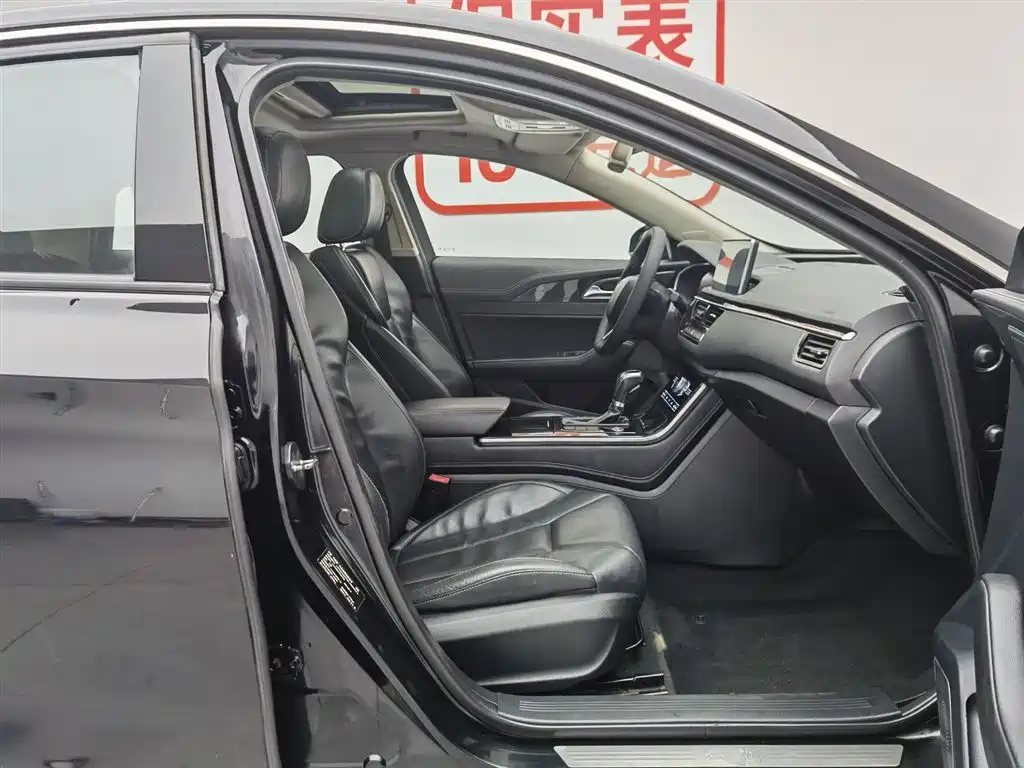 Hongqi H5 2019 30TD Agile Edition фото 23