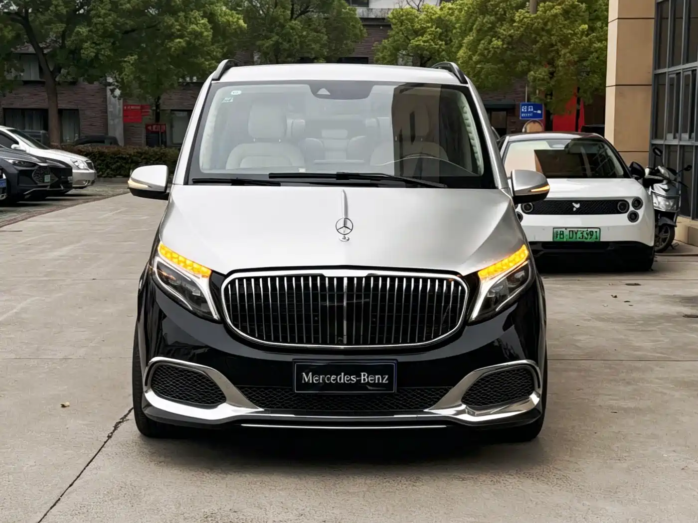 Mercedes-Benz V-Class 2022 V 260 Pilot Edition фото 2