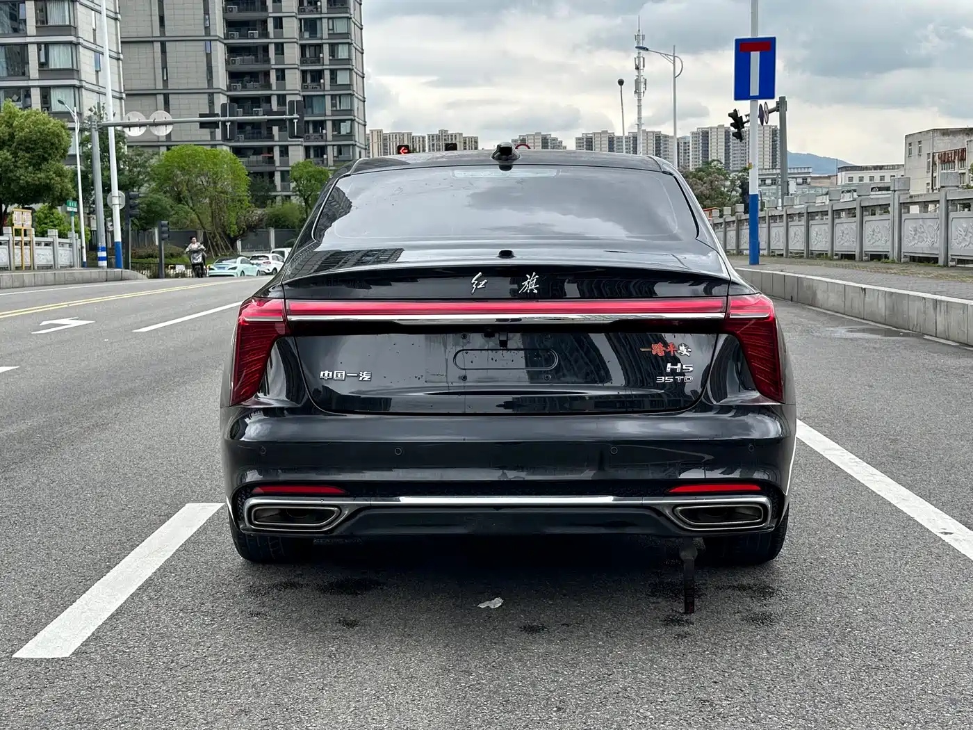 Hongqi H5 2023 1.5T DCT Smart Connect Flag Rhythm фото 4