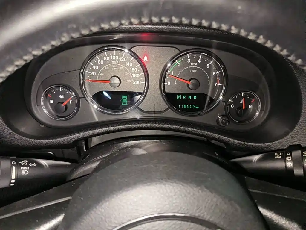 Фото 4 - Jeep Wrangler
