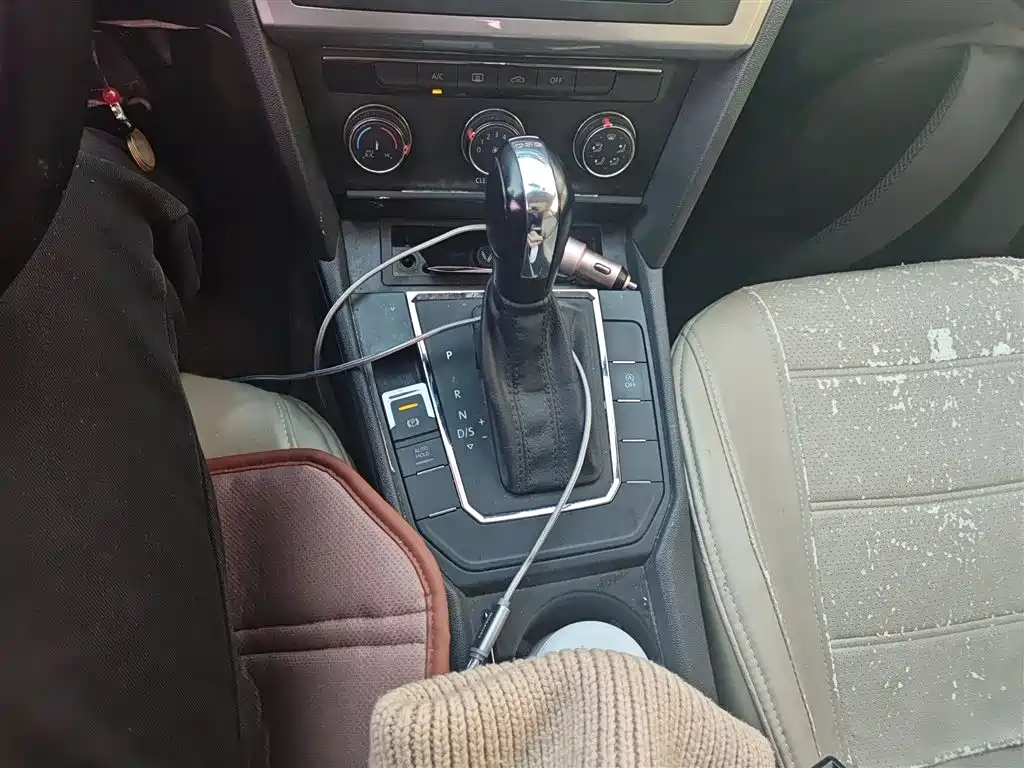 Volkswagen Lamando 2017 230TSI DSG Trend Edition фото 7