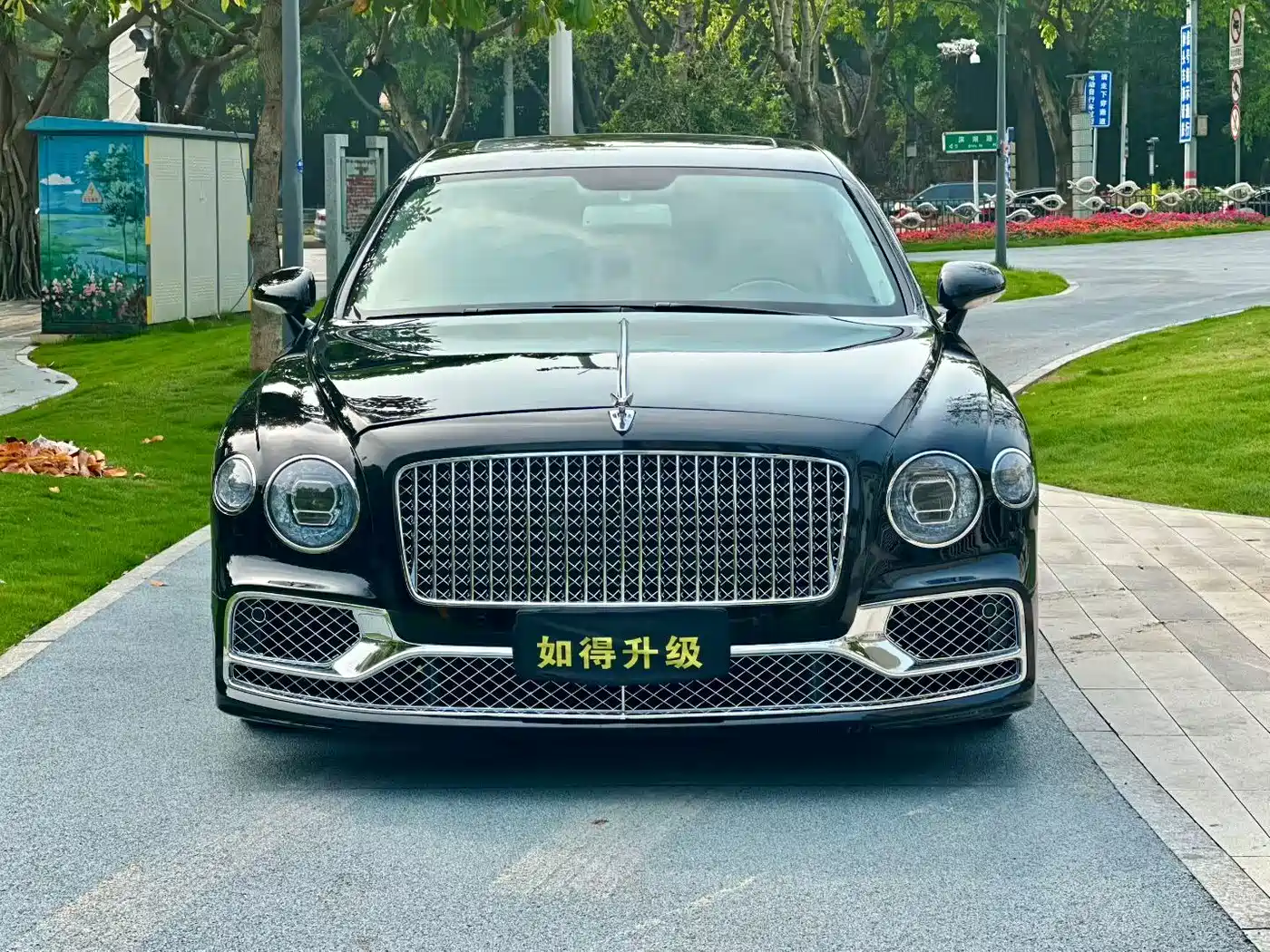 Bentley Flying Spur 2010 6.0T 5-seater Version фото 2