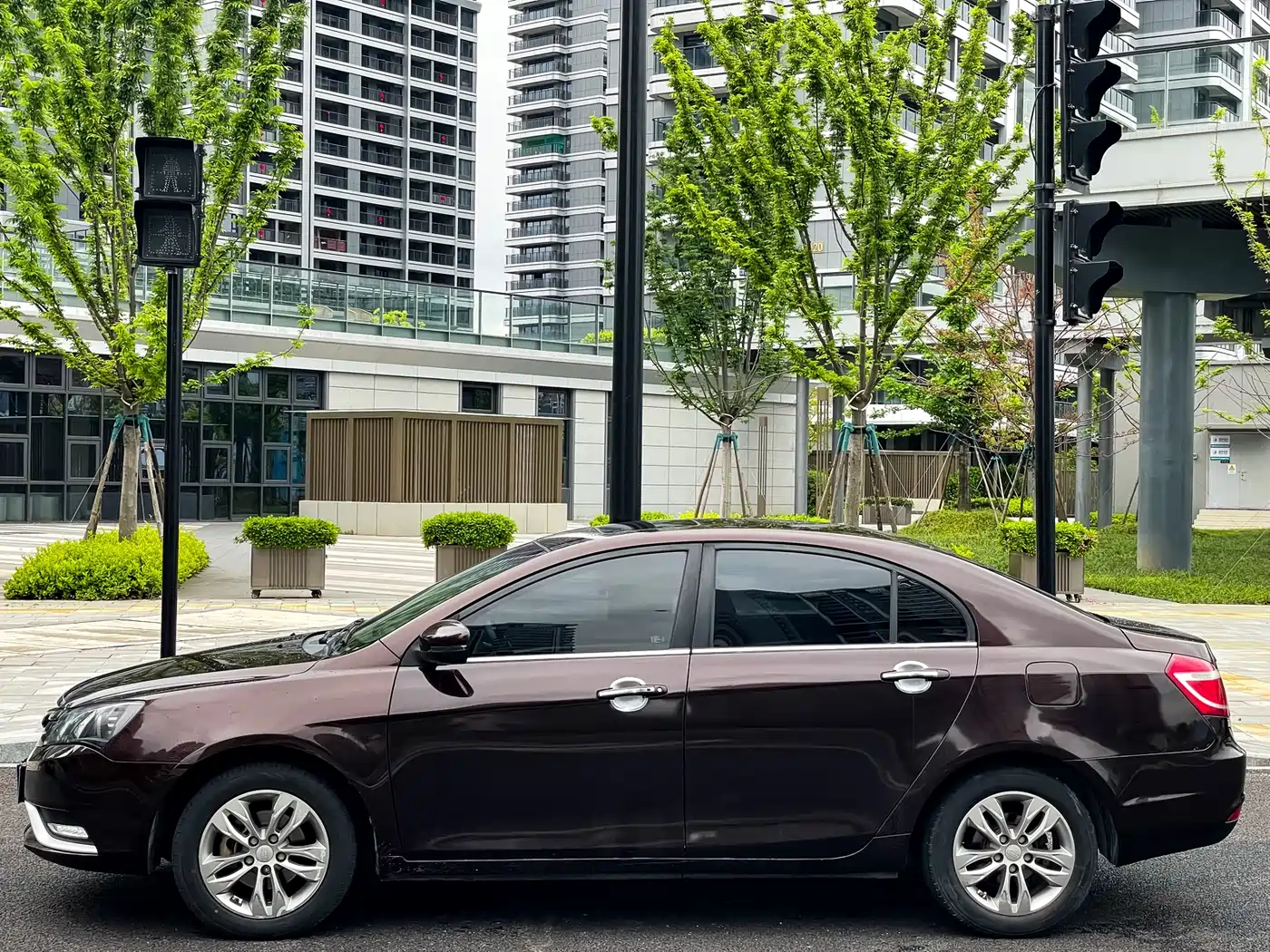 Geely Emgrand 2016 2016 Sedan 1.5L CVT Up Version