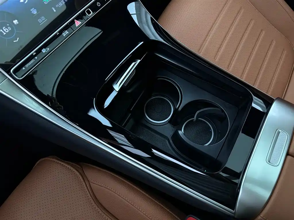 Mercedes-Benz GLC 2024 Facelift GLC 300 L 4MATIC Sport 5-seater фото 12
