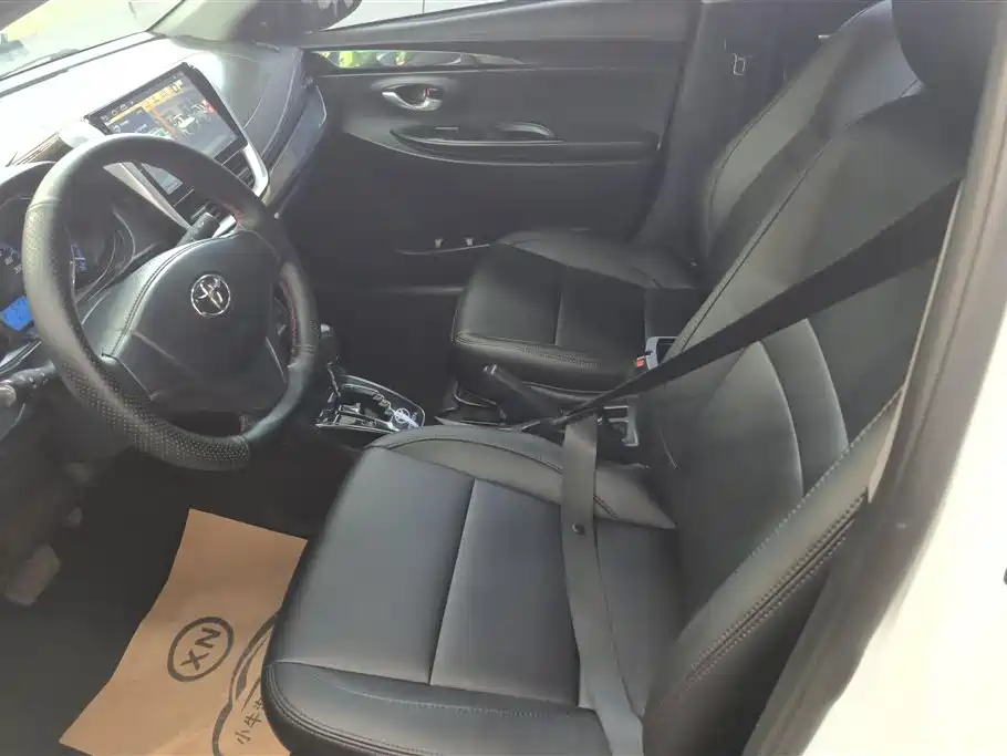 Toyota YARiS L Zhi Xiang 2017 1.5E CVT Charming Edition фото 9