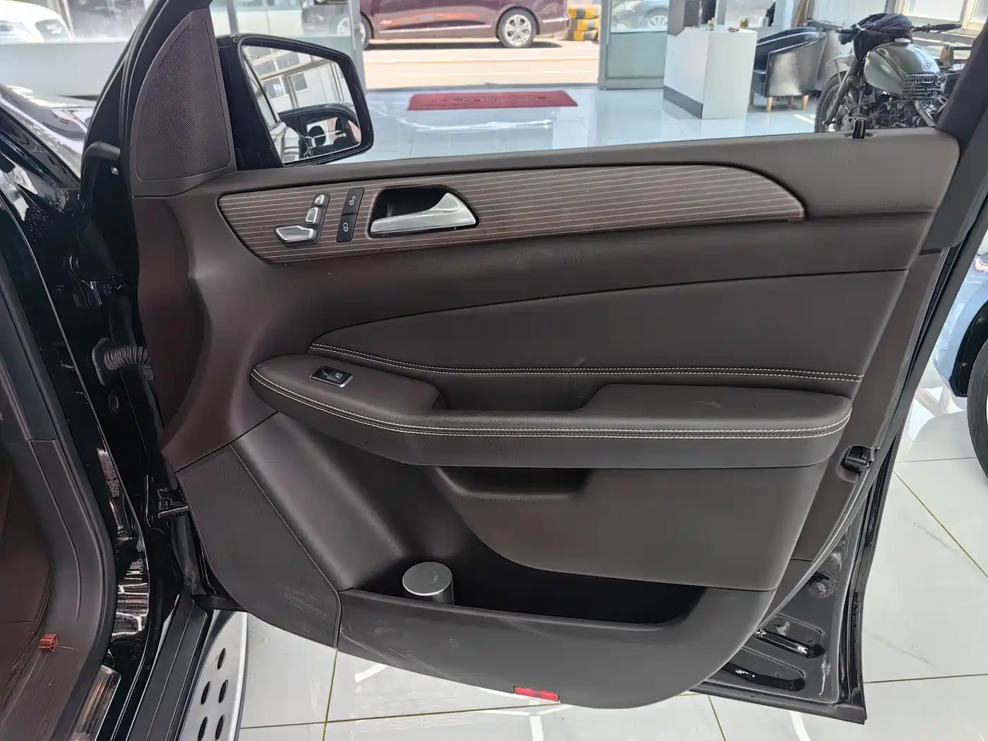 Mercedes-Benz GLE 2019 GLE 400 4MATIC Collector's Edition фото 14
