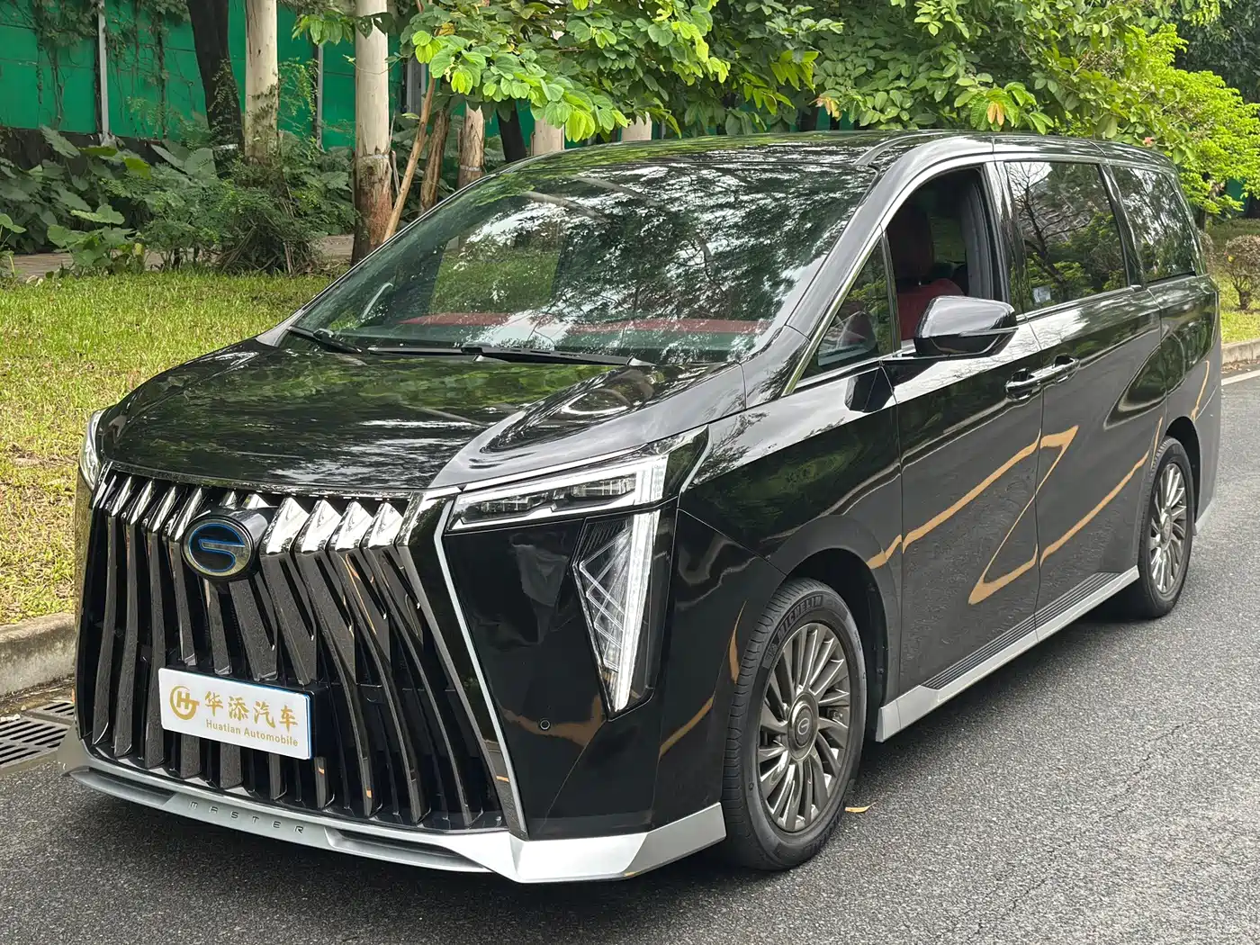 GAC Trumpchi Trumpchi M8 2023 Model Master Series Hybrid Royal Edition