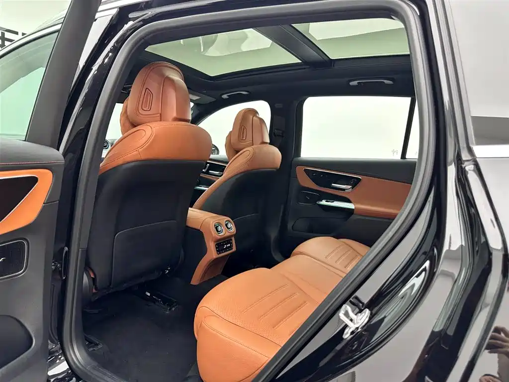 Mercedes-Benz GLC 2024 Facelift GLC 300 L 4MATIC Sport 5-seater фото 21