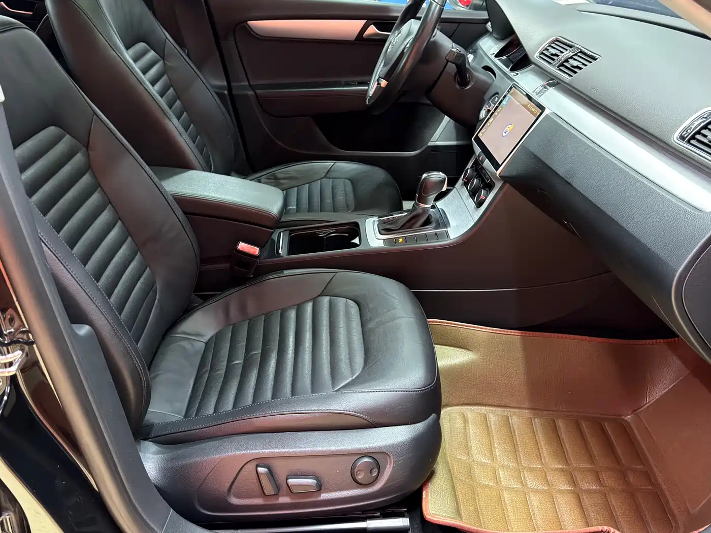 Volkswagen Magotan 2016 1.8TSI Smart Comfort фото 4