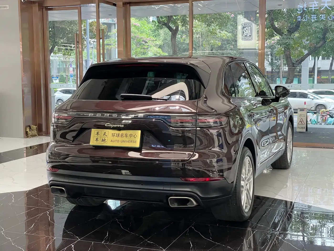 Porsche Cayenne New Energy 2021 Cayenne E-Hybrid 2.0T фото 6
