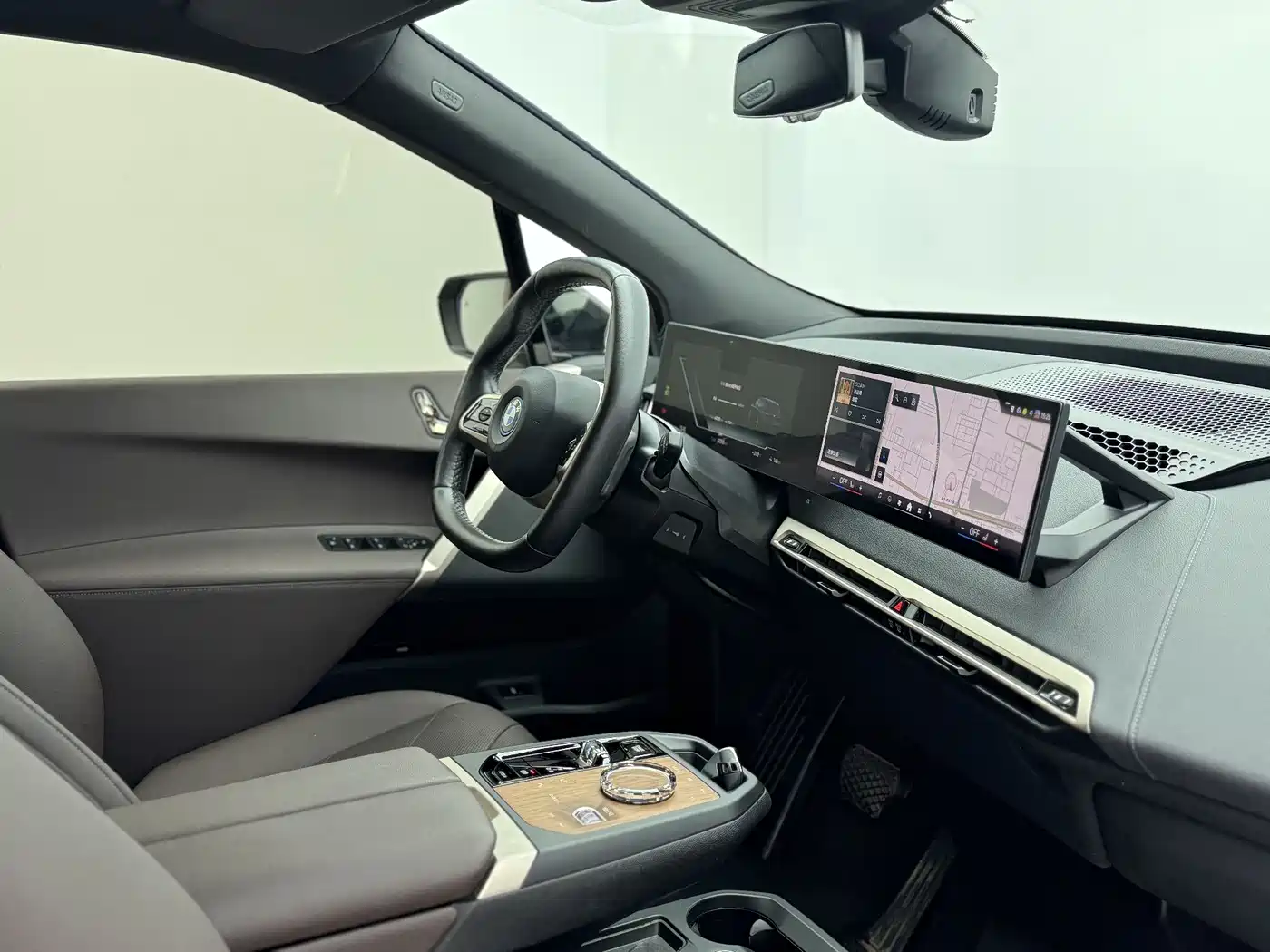 BMW iX 2023 Facelift xDrive40 фото 19