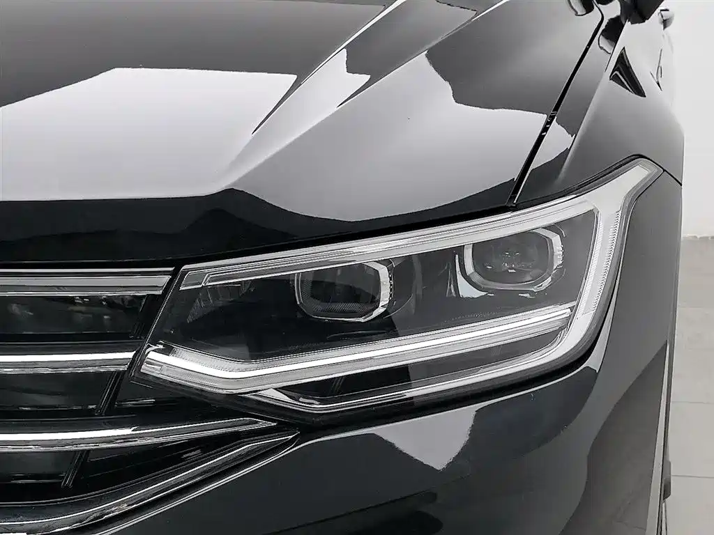 Volkswagen Tiguan L 2024 300TSI Auto 2WD Smart Edition фото 7
