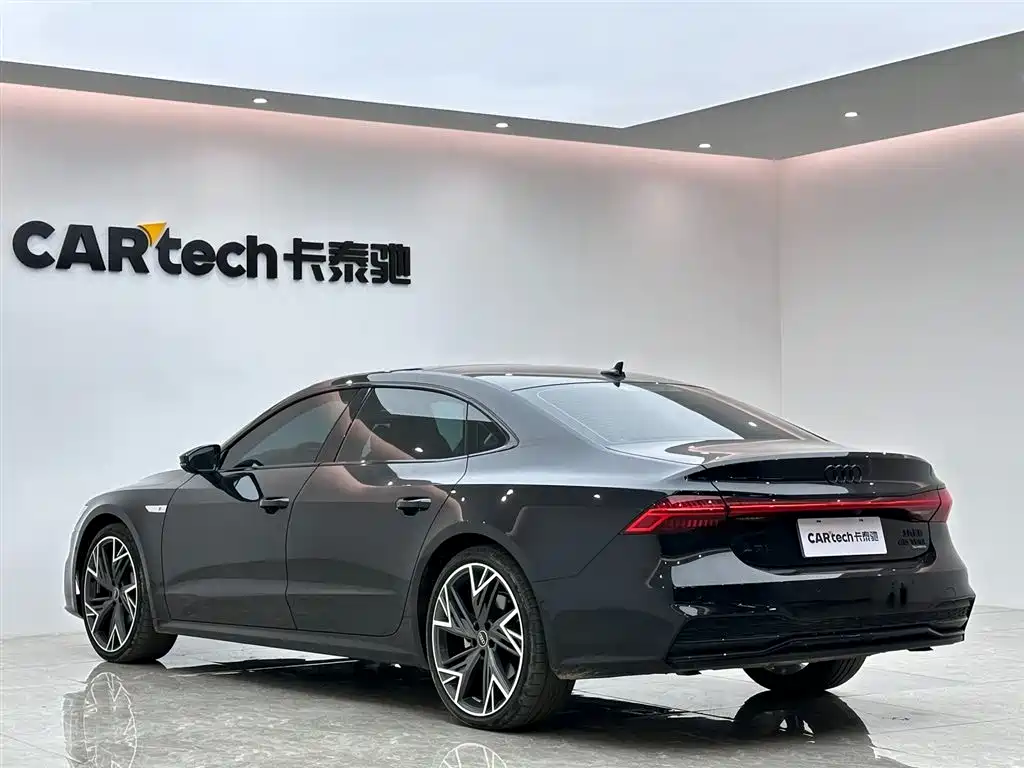 AUDI A7L