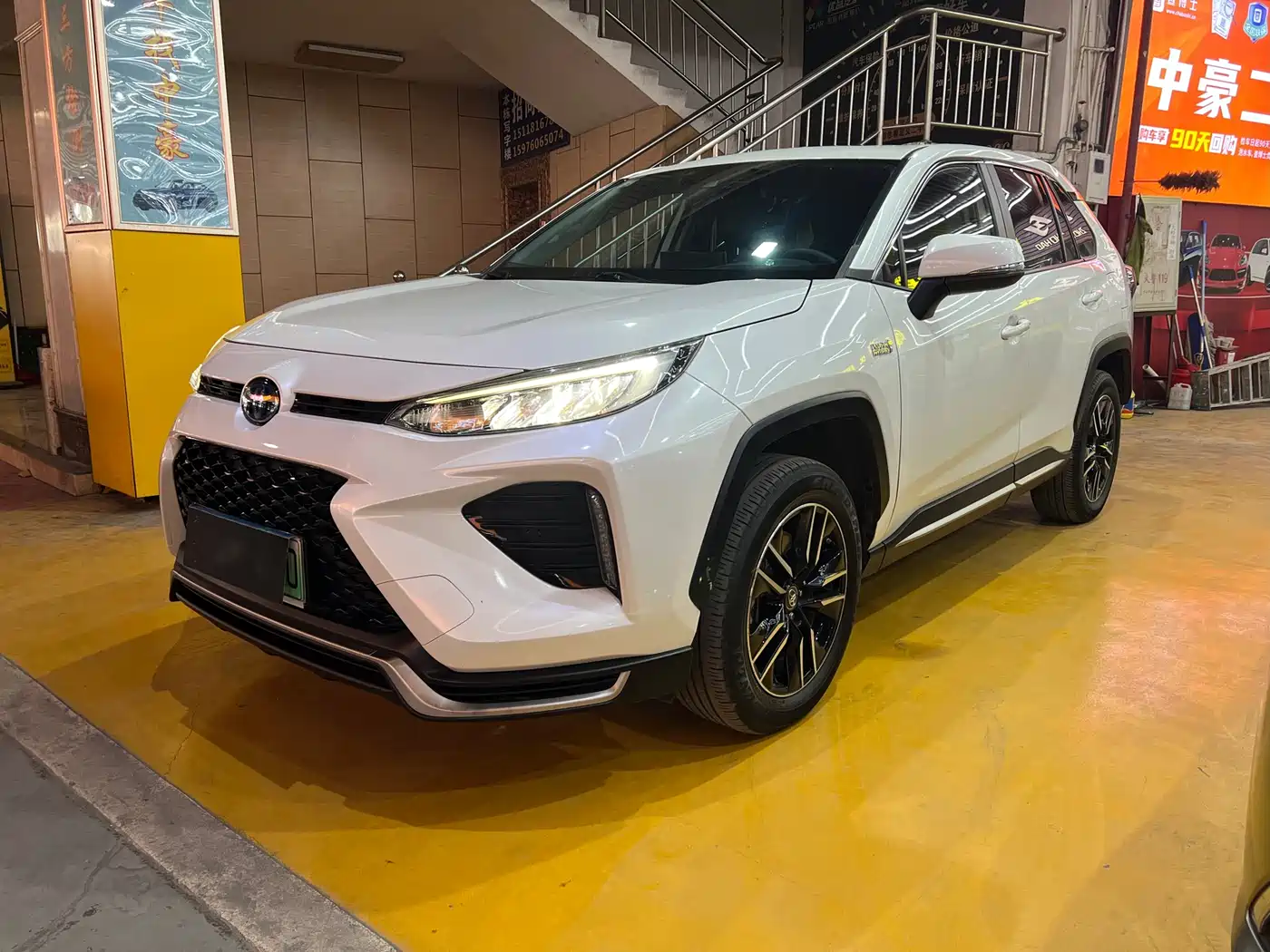 Toyota Wildlander New Energy 2021 High Performance 2.5L 2WD Power Edition фото 3