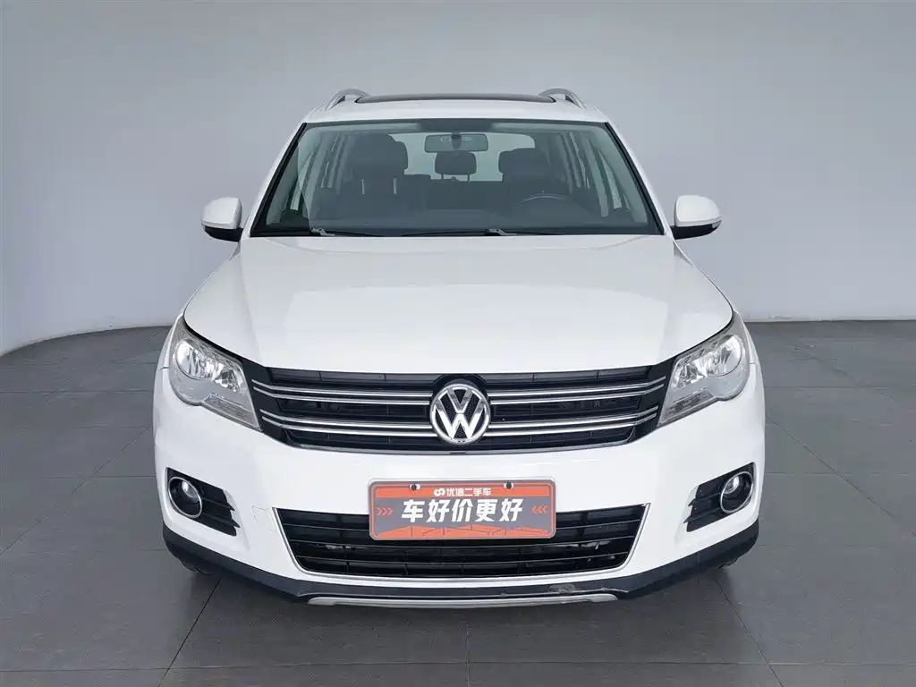 Volkswagen Tiguan 2012 1.8TSI Automatic 4WD Elite Edition фото 3