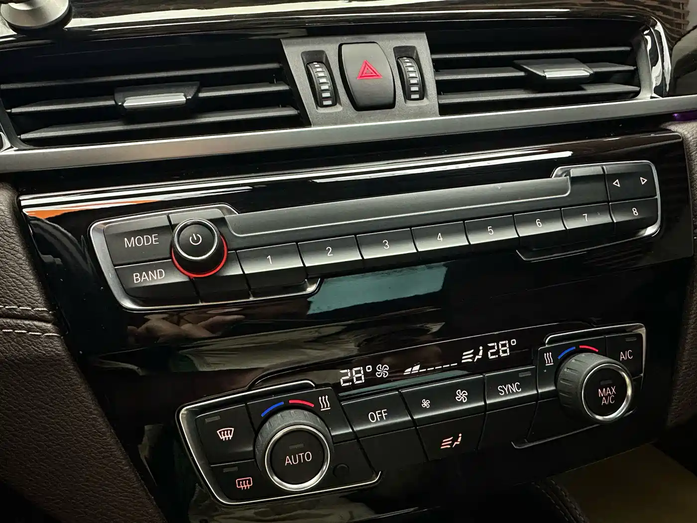 BMW X1 2020 sDrive25Li Leading Model фото 23