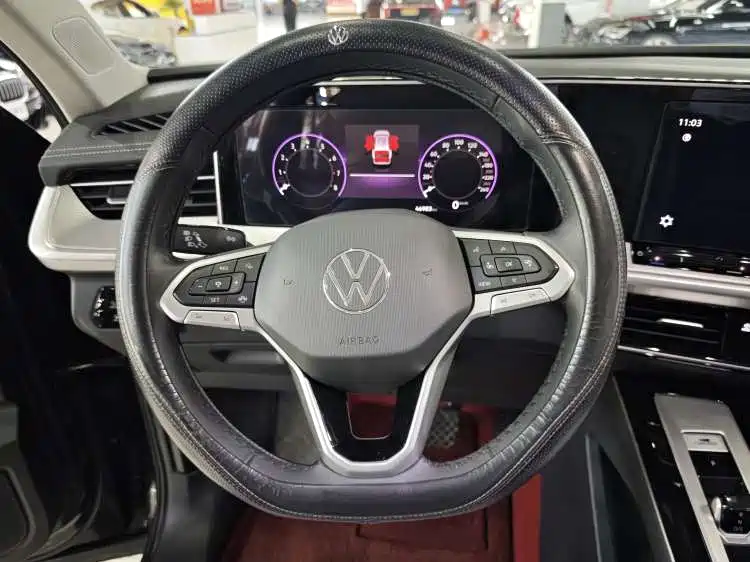 Volkswagen Talagon 2023 330TSI Luxury Touring Edition фото 4