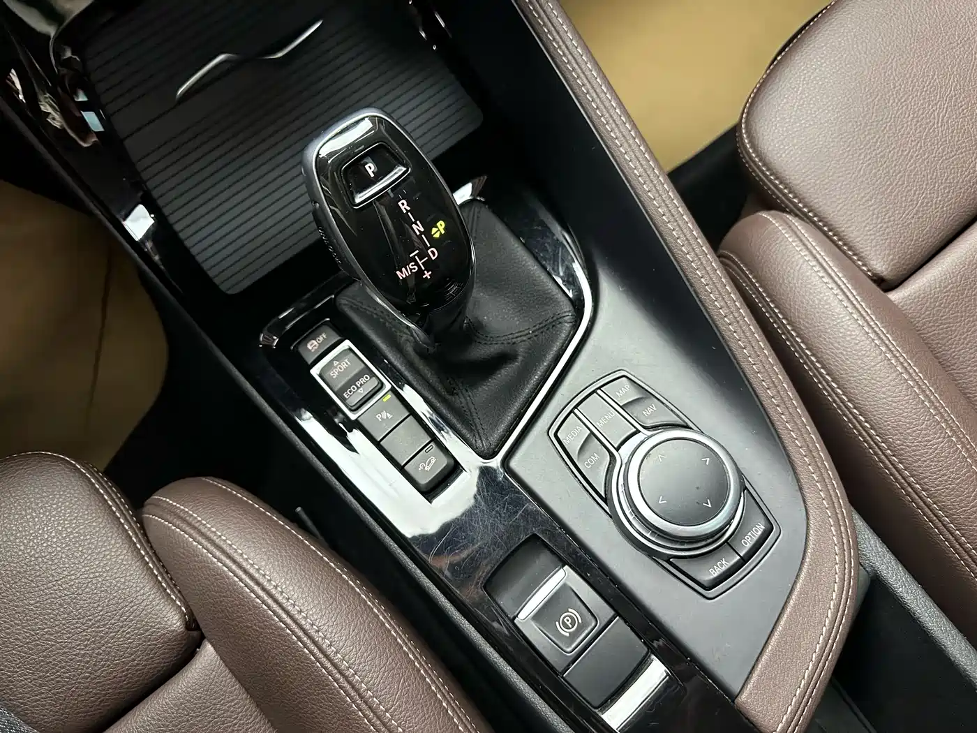 BMW X1 2020 sDrive25Li Leading Model фото 19