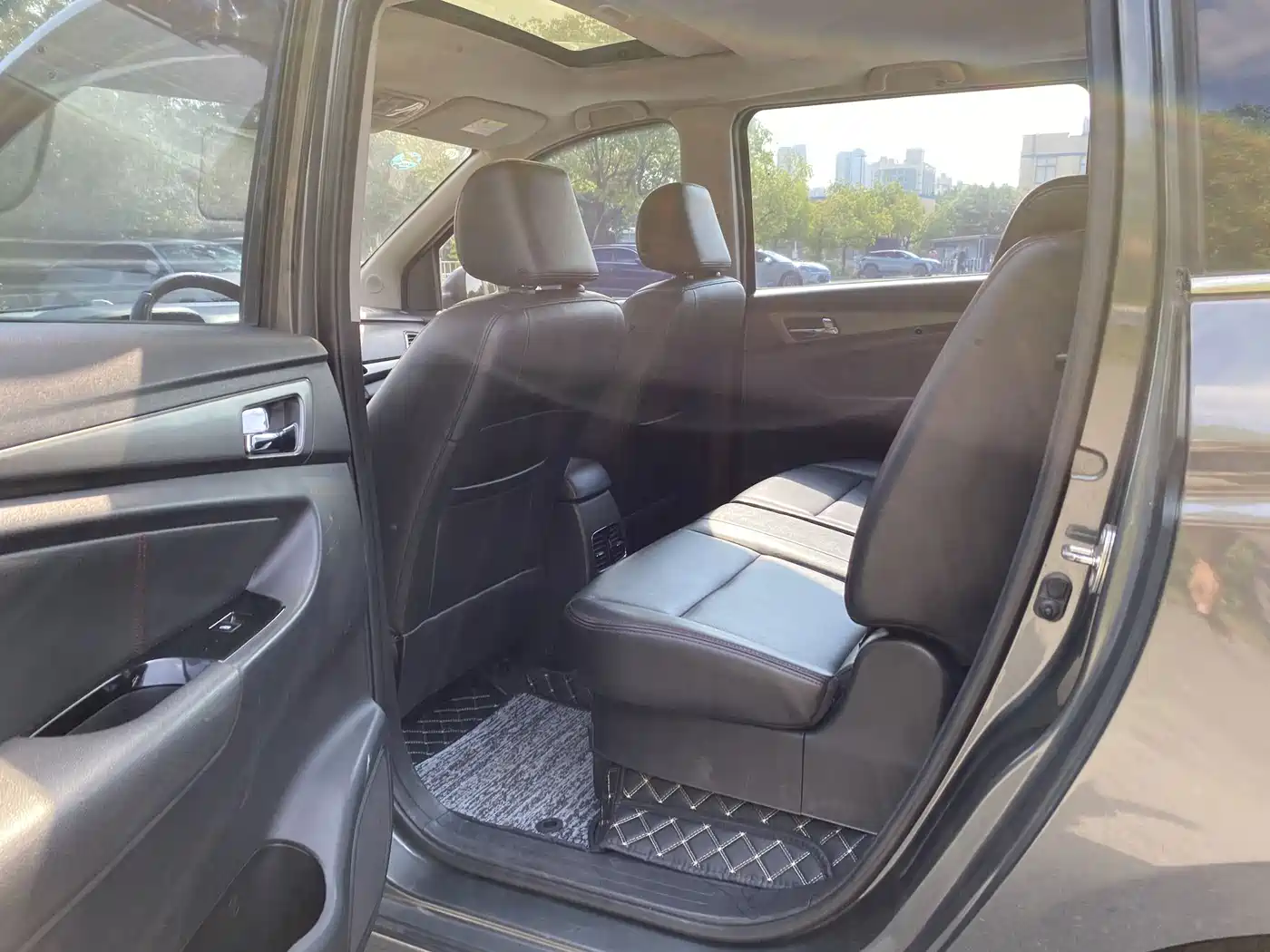 Changan Kaicheng Changan Oushang A600 2016 2016 1.5L Manual Luxury 7-Seater