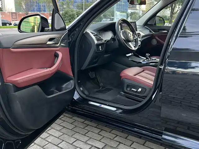 BMW X3 2023 xDrive30i Leading M Night Package — фото 4