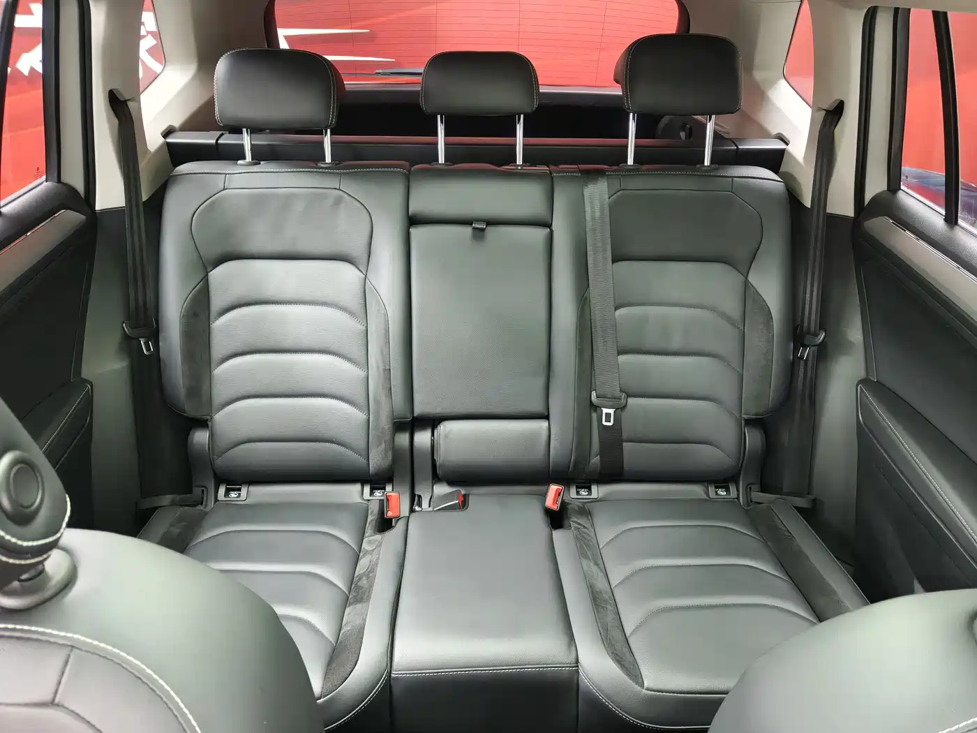 Volkswagen Tiguan L 2017 380TSI Automatic 4WD Luxury Edition фото 22
